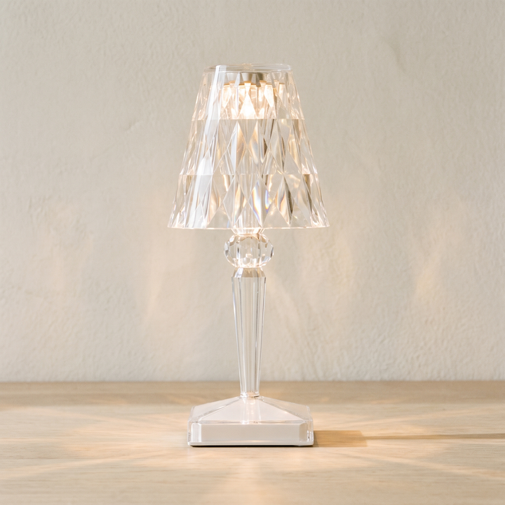 Saga faceted acrylic table lamp in clear