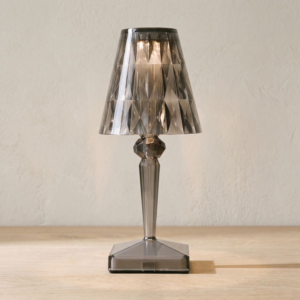 Saga faceted acrylic table lamp in smoke